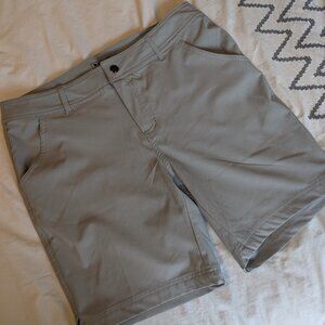 Hi-Tec Womens Hiking Shorts Sz 4 NWOT